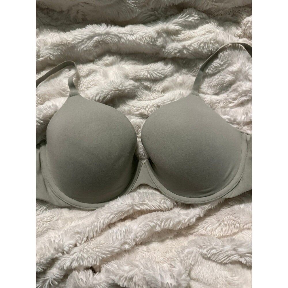 skims fits everybody t-shirt bra